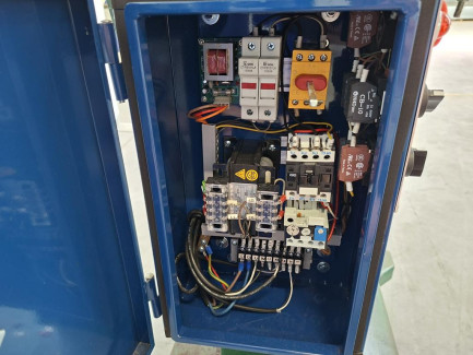 Zdjęcie przedmiotu: Oczkarka automatyczna FCE-21
