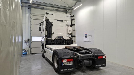 Zdjęcie przedmiotu: Renault T E6d 19.0t High Sleeper Cab