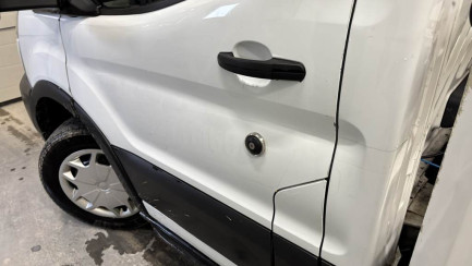 Zdjęcie przedmiotu: FORD/PARTNER TRANSIT 350 2.0 TDCi DPF E6.2 3.5t L5 Ambiente