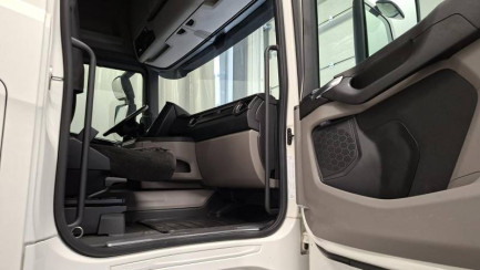Zdjęcie przedmiotu: SCANIA R 460 Super A 4x2 NA Highline E6 18.0t