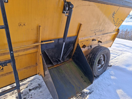 Zdjęcie przedmiotu: CELIKEL BRASSUS H12 horizontal mixer wagon