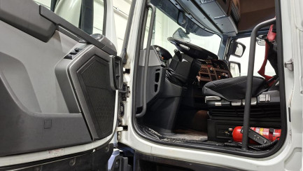 Zdjęcie przedmiotu: Renault T 460 E6 18.0t