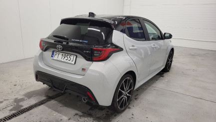 Zdjęcie przedmiotu: Toyota Yaris Hybrid 1.5 GR Sport