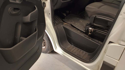 Zdjęcie przedmiotu: Renault Master FWD 2.3 dCi L3H1 Extra S&S+E E6 3.5t