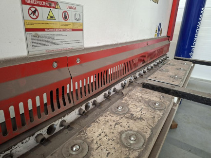 Zdjęcie przedmiotu: Гідравлічна гільйотина ZENITH QC12YC 6x3200