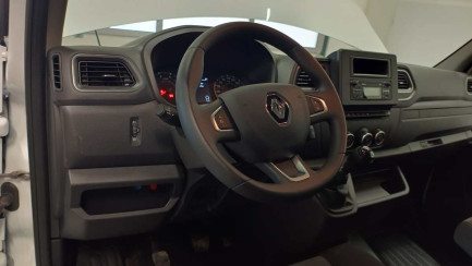 Zdjęcie przedmiotu: Renault Master FWD 2.3 dCi E6 3.5t L3H1 Extra S&S+E