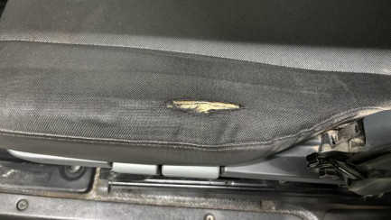 Zdjęcie przedmiotu: Renault Master FWD 2.3 dCi L3H2 Pack Clim S&S+E E6d 3.5t