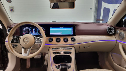 Zdjęcie przedmiotu: Mercedes-Benz E 450 Coupe 4-Matic 9G-TRONIC