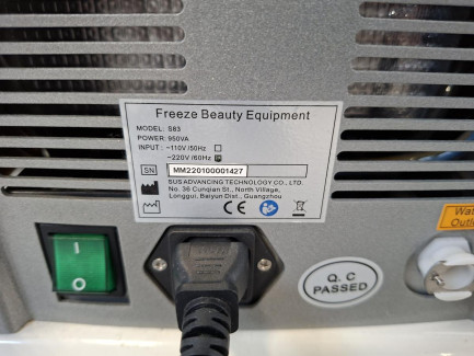 Zdjęcie przedmiotu: Freeze Sculptor cryolipolysis device for reducing fat tissue