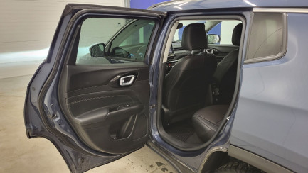 Zdjęcie przedmiotu: Jeep Compass 1.3 TMair Limited FWD S&S DDCT