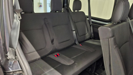Zdjęcie przedmiotu: Renault Trafic Combi 2.0 dCi E6d 3.1t L2 Equilibre
