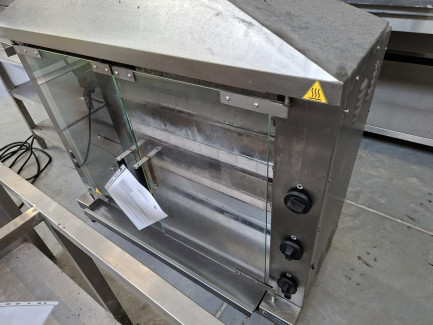 Zdjęcie przedmiotu: A set of catering equipment