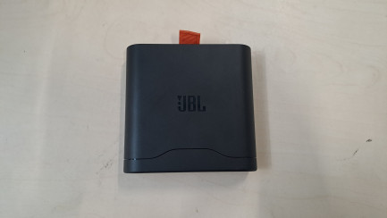 Zdjęcie przedmiotu: JBL PartyBox Stage 320 Power Audio Speaker Black, 240W, Bluetooth, 18-Hour Battery, Mic and Guitar Input, IPX4