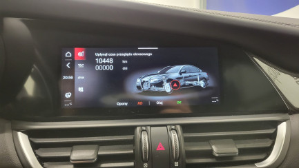 Zdjęcie przedmiotu: ALFA ROMEO GIULIA 2.0 Turbo Veloce TI Q4 aut Pojazd po długotrwałym postoju!