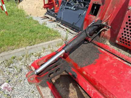 Zdjęcie przedmiotu: PRINOTH R800-2300U soil stabilizer