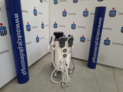 Zdjęcie przedmiotu: Urządzenie kosmetyczne STUDIO FIGURA Power Shaper Pro wykorzystywane do stymulacji mięśni do intensywnej pracy, prowadząc do ich wzmocnienia i redukcji tkanki tłuszczowej.