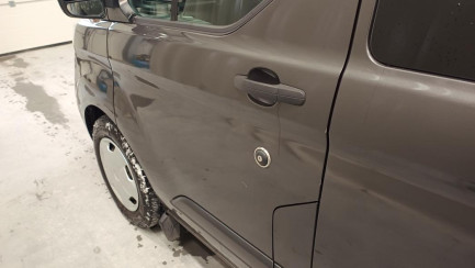 Zdjęcie przedmiotu: Ford Transit Custom 320 2.0 TDCi L1 Trend E6.2 3.2t