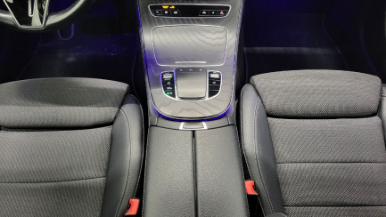 Zdjęcie przedmiotu: Mercedes-Benz E 220 d