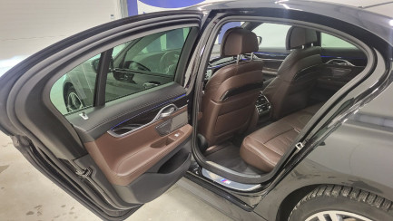 Zdjęcie przedmiotu: BMW 740d xDrive
