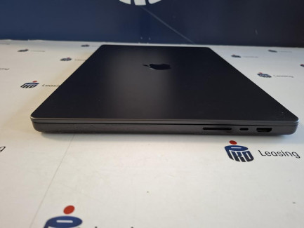 Zdjęcie przedmiotu: Notebook / Laptop Apple MacBook Pro 16" z wyświetlaczem nanostrukturalnym, 16-rdzeniowy procesor M4 Max (GPU 40 rdzeni), RAM 128 GB, dysk 2 TB SSD - Gwiezdna Czerń kod prod. MX313ZE/A/R2/D1/N1