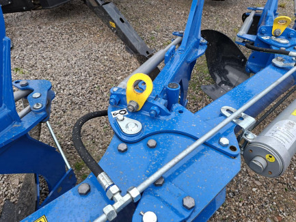 Zdjęcie przedmiotu: OVERUM CX-H4 reversible plough