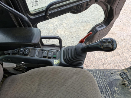 Zdjęcie przedmiotu: Гусеничний екскаватор HITACHI ZX250LCN-6