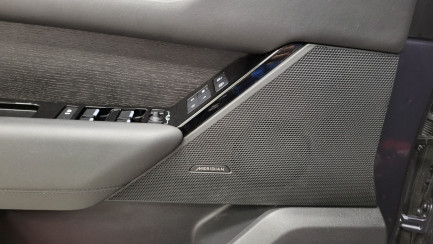 Zdjęcie przedmiotu: RANGE ROVER VELAR 3.0 D300 mHEV Dynamic HSE