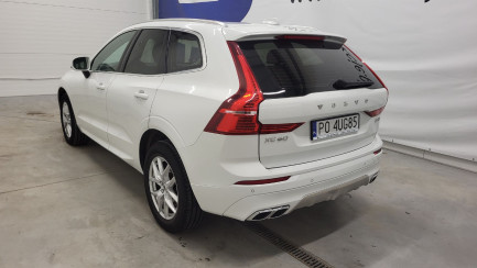 Zdjęcie przedmiotu: Volvo XC60 D4 SCR AWD Momentum aut