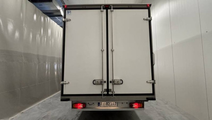 Zdjęcie przedmiotu: Renault Master FWD 2.3 dCi E6 3.5t L3H1 Extra S&S+E 