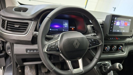 Zdjęcie przedmiotu: Renault Trafic Combi 2.0 dCi E6d 3.1t L2 Equilibre