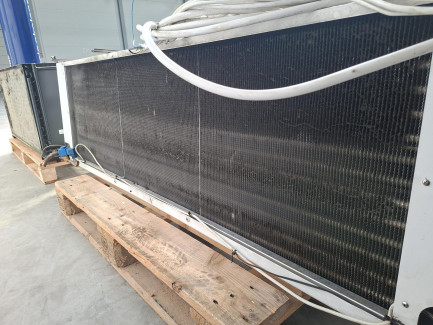 Zdjęcie przedmiotu: Agregat chłodniczy AREA COOLING SOLUTIONS APTXSs-10 TROPIC + CHŁODNICA AREA COOLING SOLUTIONS REA 4003 36 6D