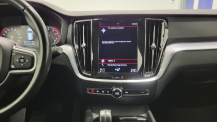 Zdjęcie przedmiotu: Volvo V60 B3 B Momentum Core aut