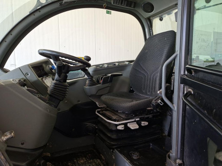 Zdjęcie przedmiotu: KRAMER KT557 telescopic handler