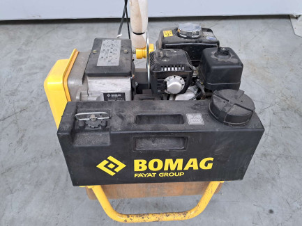 Zdjęcie przedmiotu: Однобарабанний каток Bomag BW55e з ручним керуванням