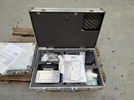 Zdjęcie przedmiotu: DEKA SmartXide2 C40 medical laser used for treatments in aesthetic medicine, dermatology, gynecology and soft tissue surgery.