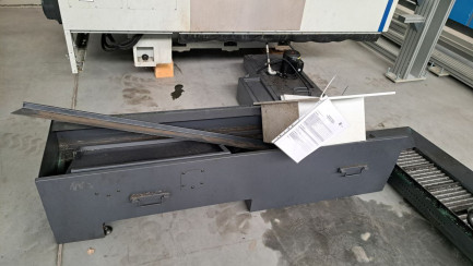 Zdjęcie przedmiotu: AVIAturn 35 CNC turning center with inclined bed and SIEMENS 828D controller