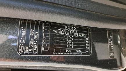 Zdjęcie przedmiotu: Ford Transit Connect 210 L2 1.5 TDCi Trend E6.2 2.3t
