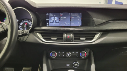 Zdjęcie przedmiotu: ALFA ROMEO Stelvio 2.0 Turbo Business Q4 aut