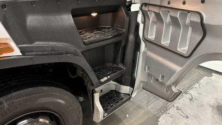 Zdjęcie przedmiotu: Ford F-MAX 500 12.7 TDCi MR`19 E6d 18.0t