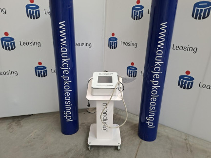 INFINITE RF cosmetic device used for acne scar reduction, rejuvenation, stretch mark reduction, lifting, and discoloration removal.