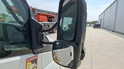 Zdjęcie przedmiotu: IVECO/LAMAR 70C18H Daily HI-MATIC E6e 7.2t