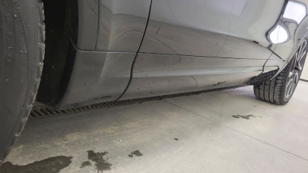 Zdjęcie przedmiotu: LAND ROVER Discovery V 3.0 D300 mHEV R-Dynamic HSE