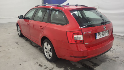 Zdjęcie przedmiotu: Skoda Octavia Kombi 1.6 TDI Ambition
