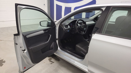 Zdjęcie przedmiotu: Skoda Rapid 1.0 TSI Ambition