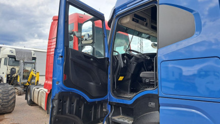 Zdjęcie przedmiotu: Iveco STRALIS S-Way LNG E6d 18.0t T/FP-LT LNG