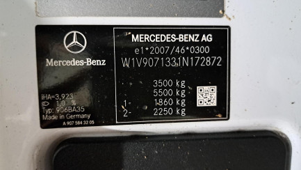 Zdjęcie przedmiotu: MERCEDES-BENZ/IGLOPOL SPRINTER E6 3.5t