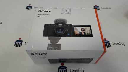 Zdjęcie przedmiotu:  Camera SONY ZV-1 VLOG + Powerbank XTORM RUGGED 10000MAH