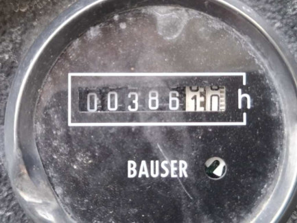 Zdjęcie przedmiotu: Atmos PB82 screw compressor equipped with an aftercooler with water separator