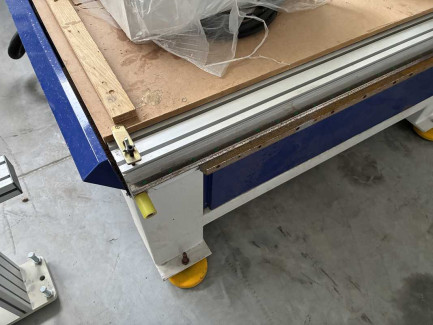 Zdjęcie przedmiotu: CORMAK C1325 milling plotter