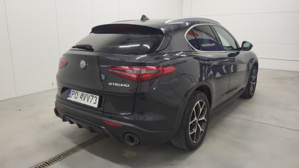 Zdjęcie przedmiotu: ALFA ROMEO Stelvio 2.0 Turbo Business Q4 aut